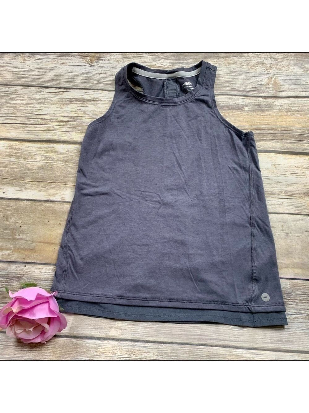🐠NWOT ATHLETIC TANK